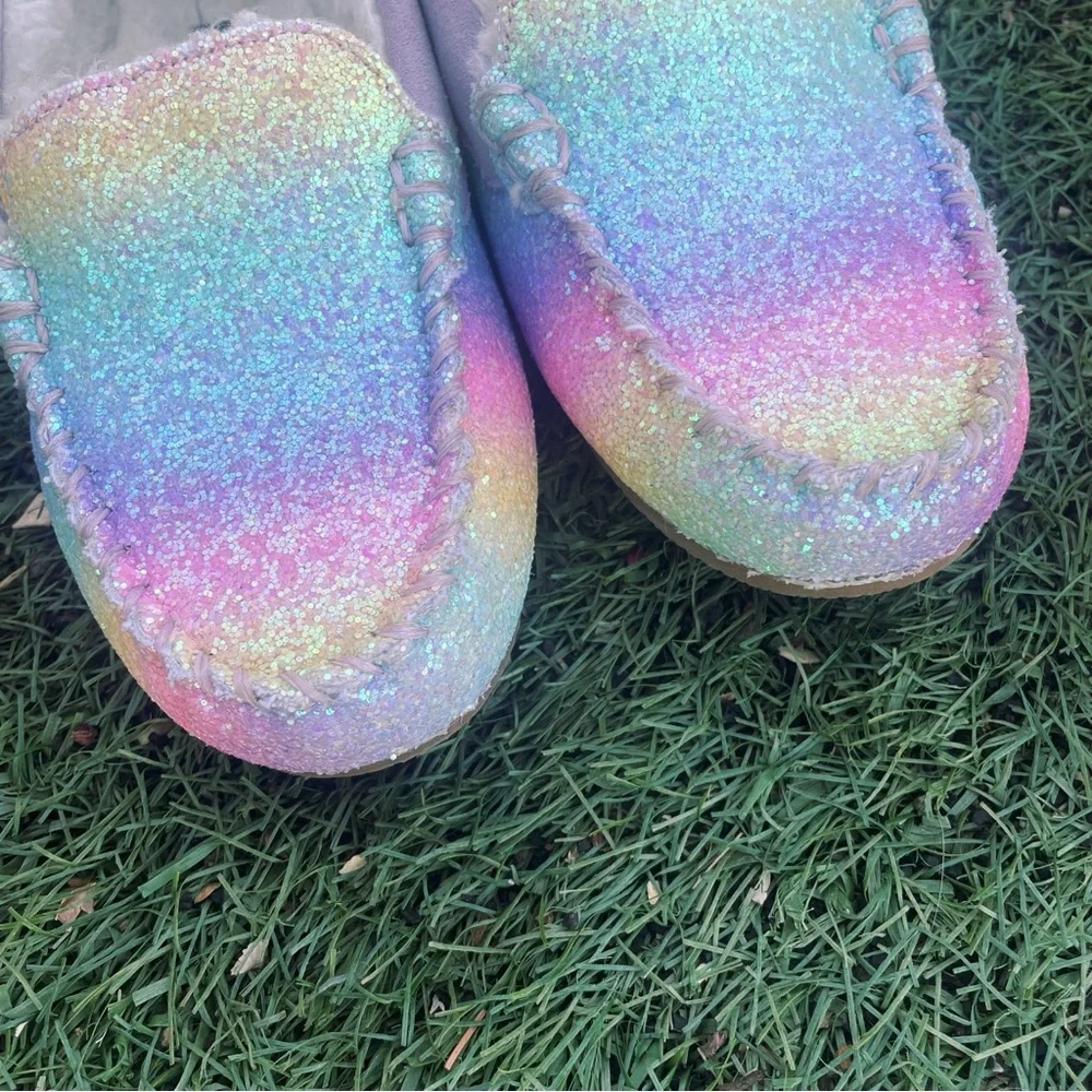 Rainbow Glitter Lands’ End Youth/Adolescent Moccasin Slippers Size 3